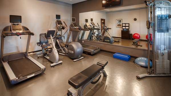 Fitness/ Exercise Room - Best Western Plus Airport Hotel Winnipeg