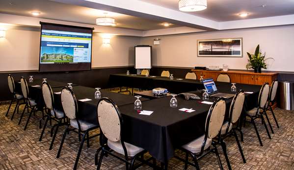  - Best Western Plus Moncton Hotel