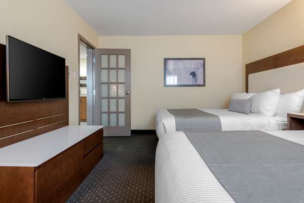  - Best Western Plus Woodstock Hotel