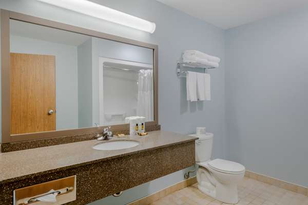  - Best Western Plus Woodstock Hotel