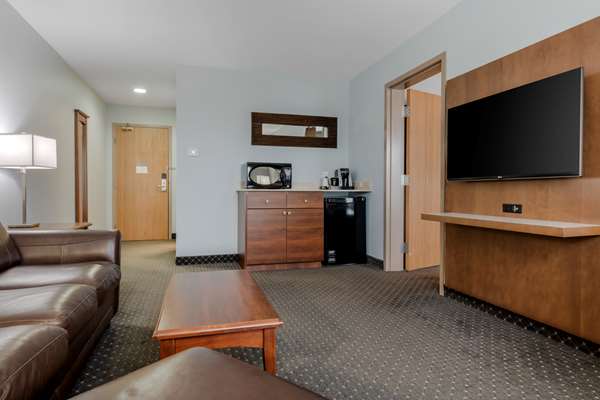  - Best Western Plus Woodstock Hotel