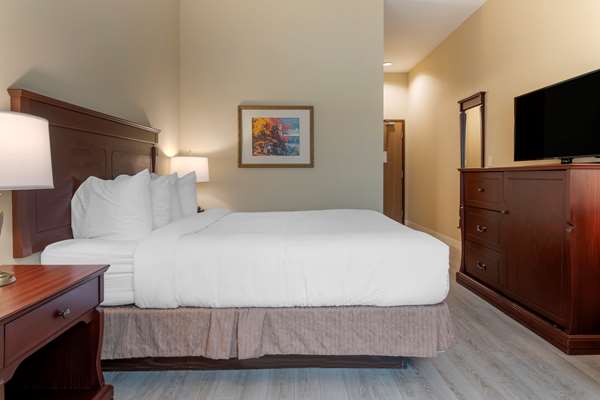  - Best Western Plus Fredericton Hotel & Suites