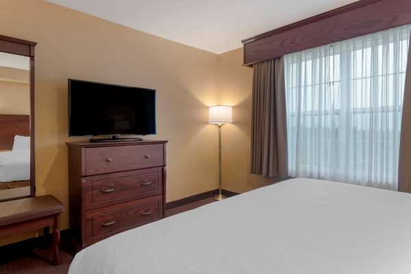  - Best Western Plus Fredericton Hotel & Suites