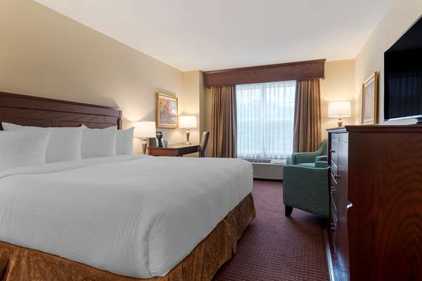  - Best Western Plus Fredericton Hotel & Suites