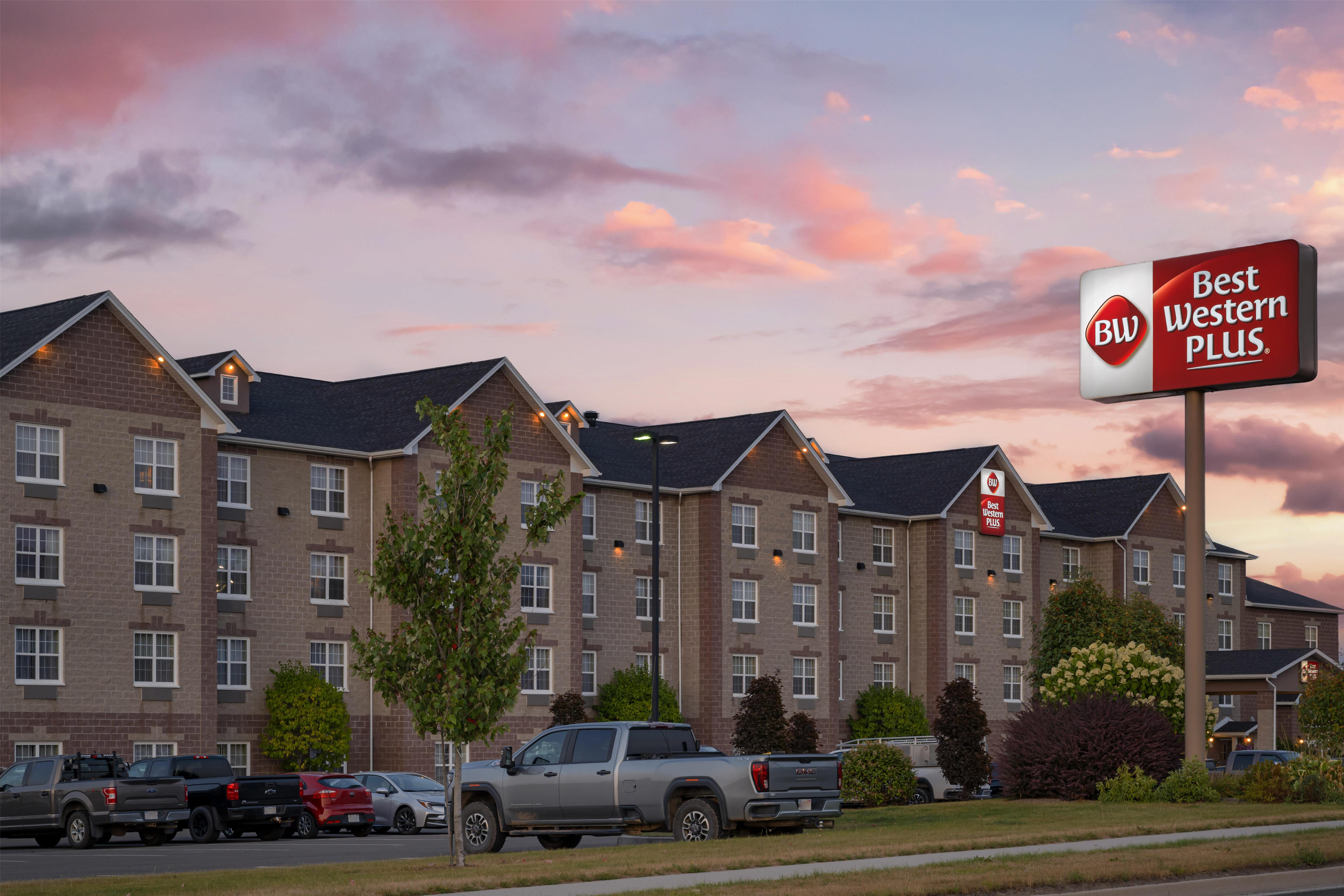 Best Western Plus Fredericton Hotel Suites