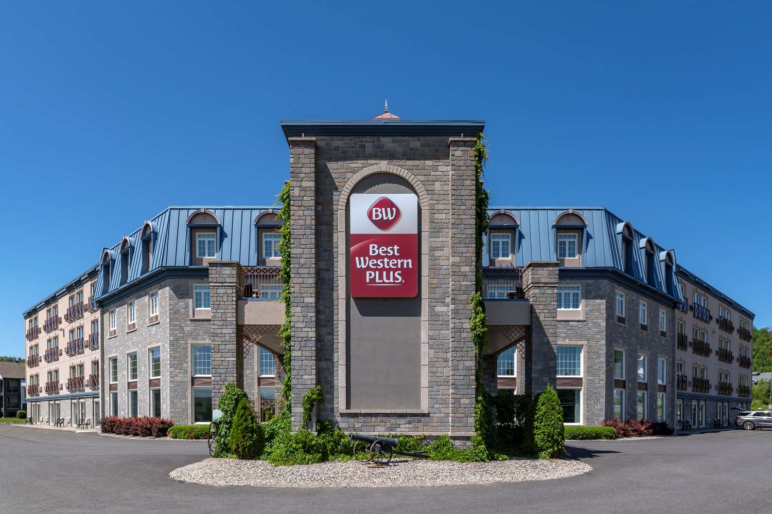 Best Western Plus Hotel Edmundston, NB See Discounts