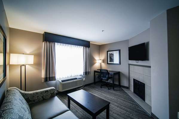 Suite - Best Western Plus Chocolate Lake Hotel Halifax