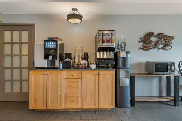 Amenities - Best Western Plus Liverpool Hotel Conference Center