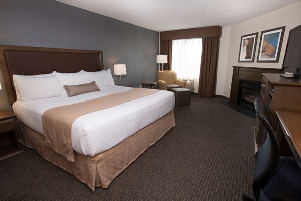 - Best Western Plus Cairn Croft Hotel Niagara Falls