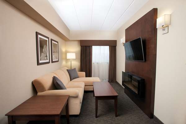  - Best Western Plus Cairn Croft Hotel Niagara Falls