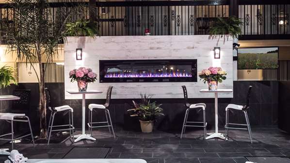 Pool - Best Western Plus Cairn Croft Hotel Niagara Falls