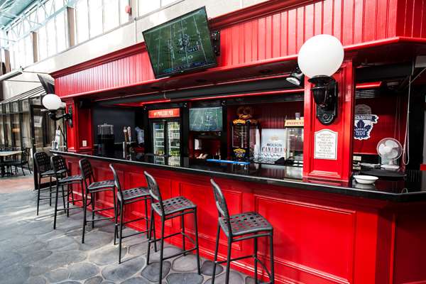 Bar - Best Western Plus Cairn Croft Hotel Niagara Falls