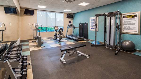 Fitness/ Exercise Room - Best Western Plus Cairn Croft Hotel Niagara Falls