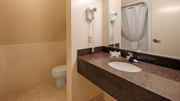Suite - Best Western Thunder Bay Crossroads Hotel