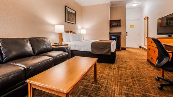  - Best Western Thunder Bay Crossroads Hotel