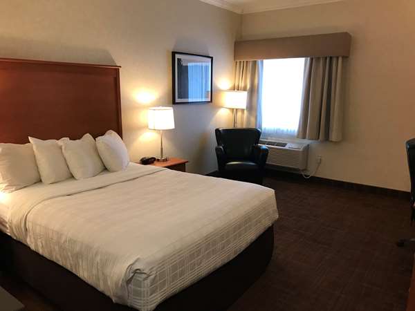  - Best Western Thunder Bay Crossroads Hotel