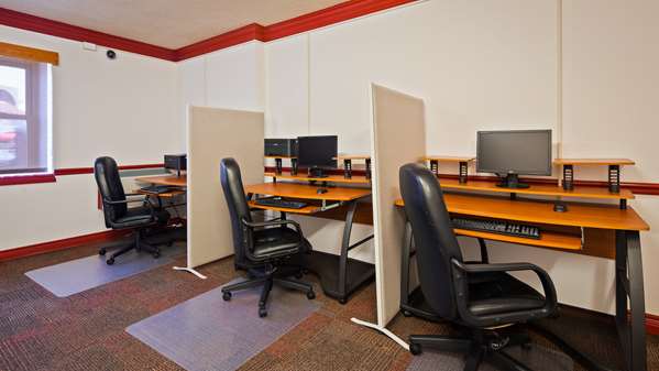 Conference Area - Best Western Fireside Inn Kingston