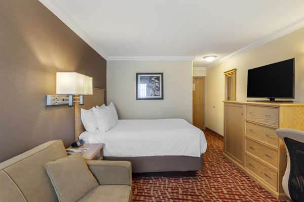  - Best Western Plus Cobourg Inn & Convention Centre