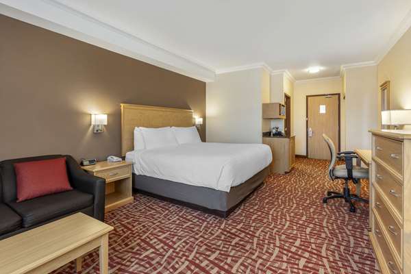  - Best Western Plus Cobourg Inn & Convention Centre
