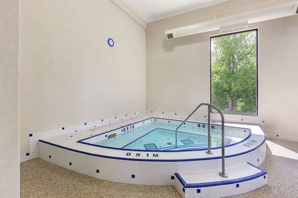 Pool - Best Western Plus Cobourg Inn & Convention Centre