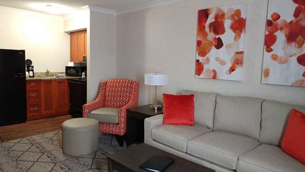  - Best Western Plus Rose City Suites Welland