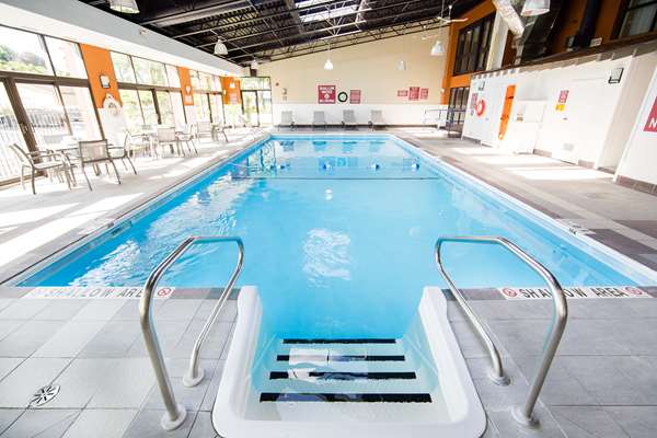 Pool - Best Western Plus Kanata Hotel & Conf Centre Ottowa
