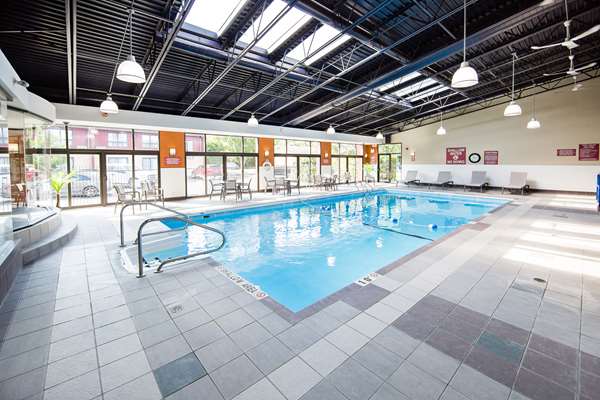Pool - Best Western Plus Kanata Hotel & Conf Centre Ottowa