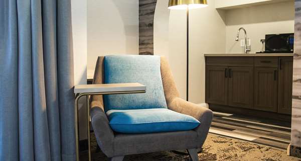  - Best Western Parkway Hotel Richmond Hill