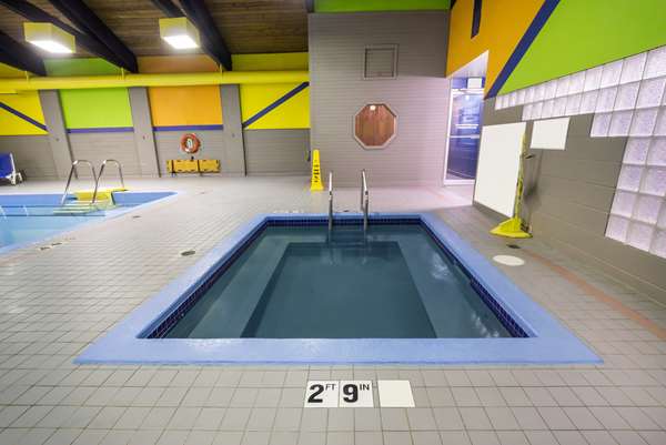 Pool - Best Western Plus NorWester Hotel & Conference Center