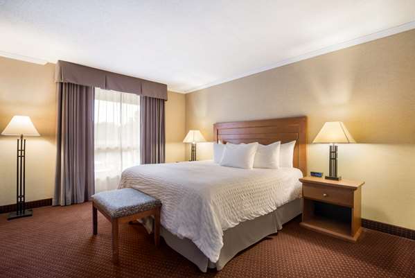 Suite - Best Western Plus NorWester Hotel & Conference Center