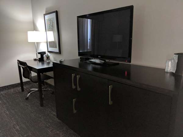  - Best Western Swan Castle Inn Cochrane