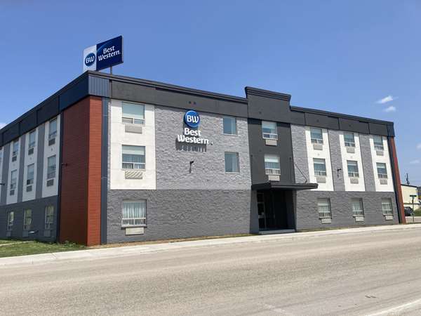 Exterior view - Best Western Swan Castle Inn Cochrane