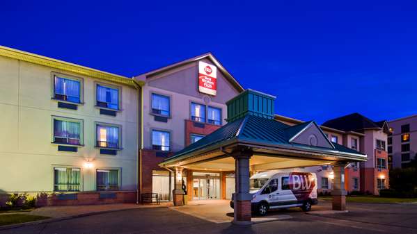 Exterior view - Best Western Plus Travel Hotel Toronto Airport