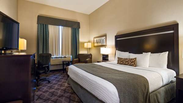 - Best Western Plus Travel Hotel Toronto Airport