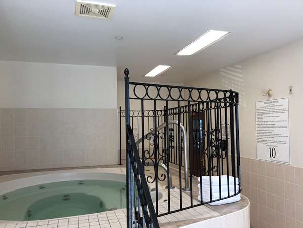 Spa - Best Western Plus Travel Hotel Toronto Airport