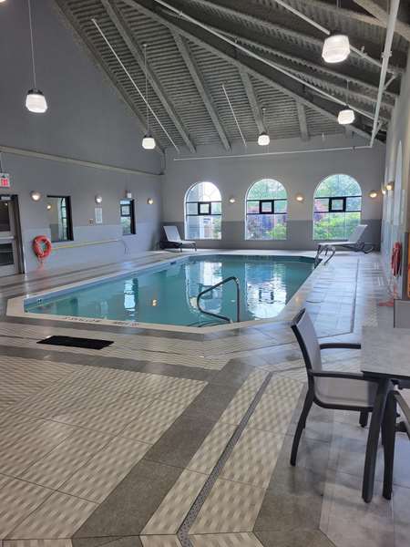 Pool - Best Western Plus Executive Inn Scarborough