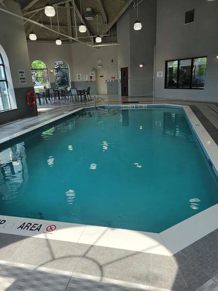 Pool - Best Western Plus Executive Inn Scarborough