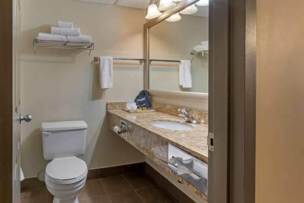  - Best Western Plus Orillia Hotel