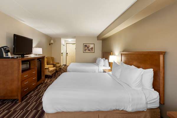  - Best Western Plus Orillia Hotel