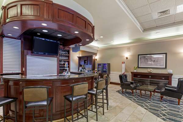 Restaurant - Best Western Plus Orillia Hotel