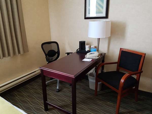  - Best Western Plus Durham Hotel & Conf Ctr Oshawa