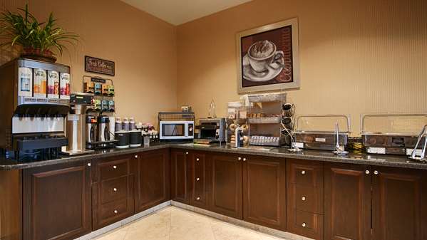 Restaurant - Best Western Plus Muskoka Inn Huntsville