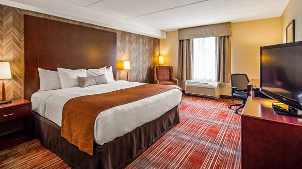  - Best Western Plus Muskoka Inn Huntsville