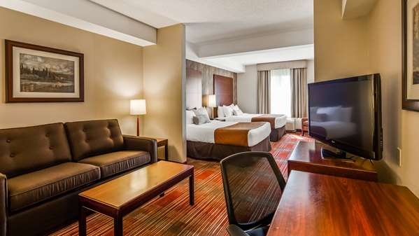  - Best Western Plus Muskoka Inn Huntsville