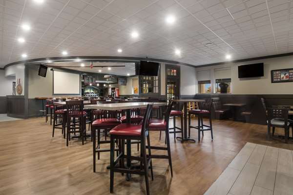 Bar - Best Western St Catharines Hotel & Conference Center