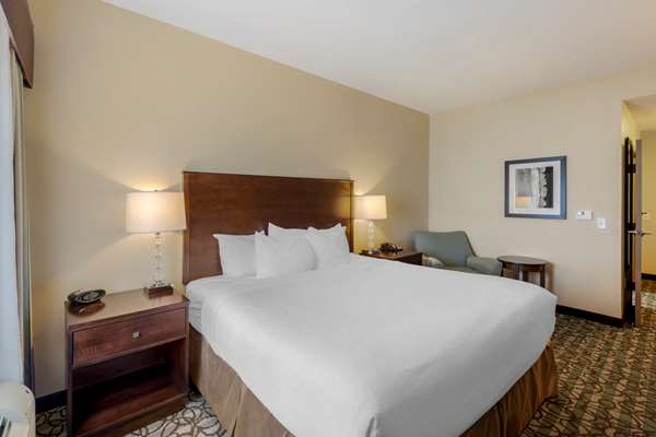  - Best Western Plus East Ridge Inn Walkerton