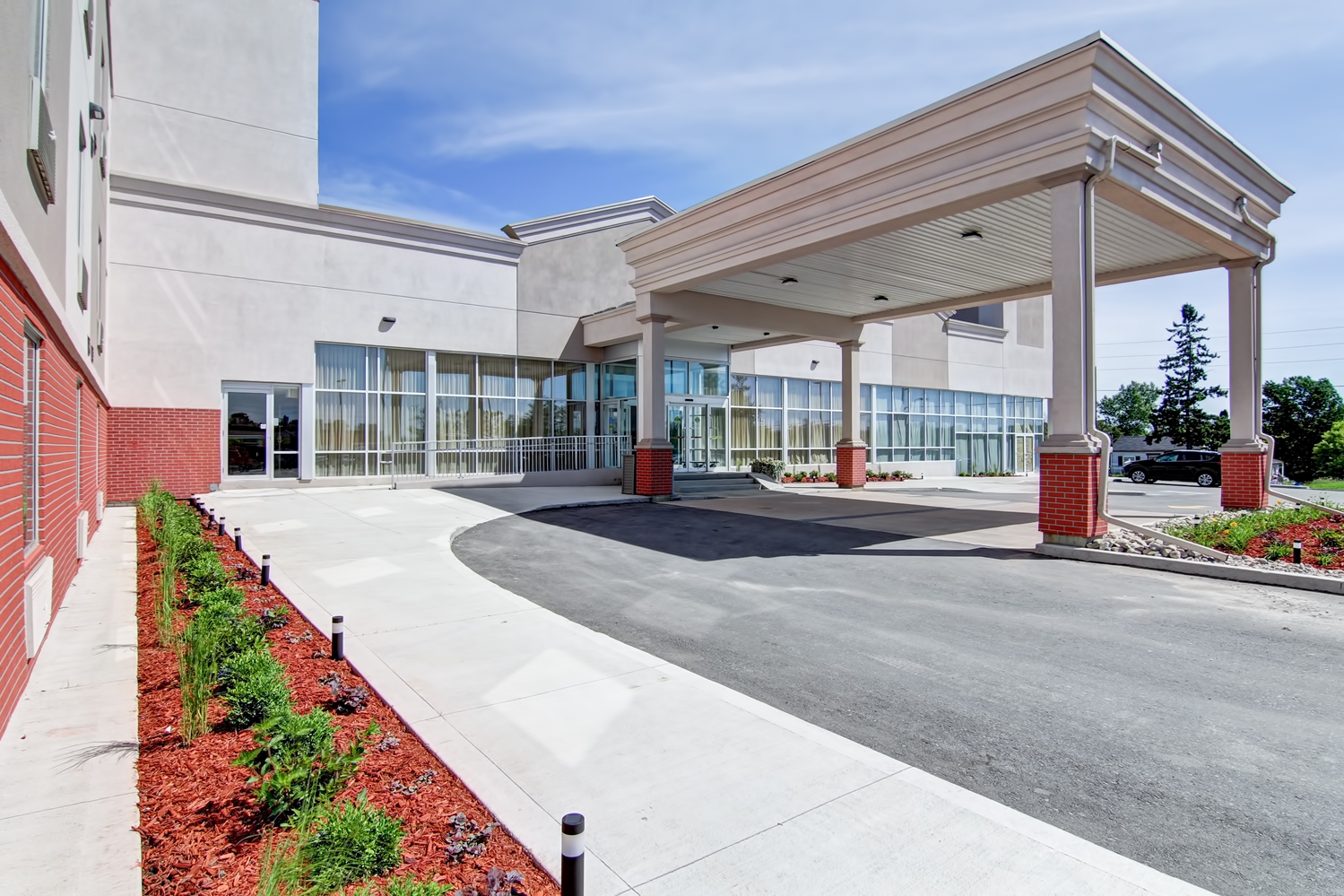 Best Western Plus Hotel Bowmanville On See S Exterior View Best Western Plus Hotel Bowmanville
