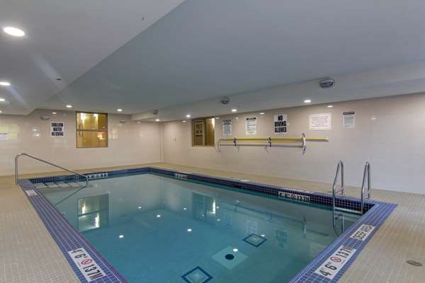 Pool - Best Western Plus Hotel Bowmanville