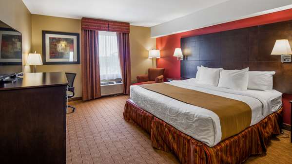  - Best Western Plus Hotel Bowmanville