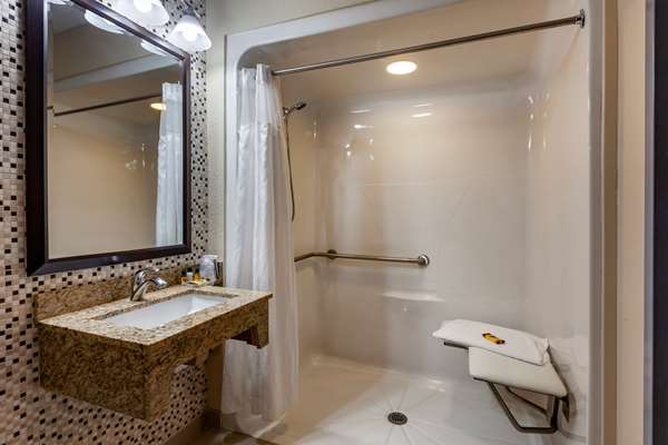  - Best Western Plus Woodstock Hotel & Conference Center